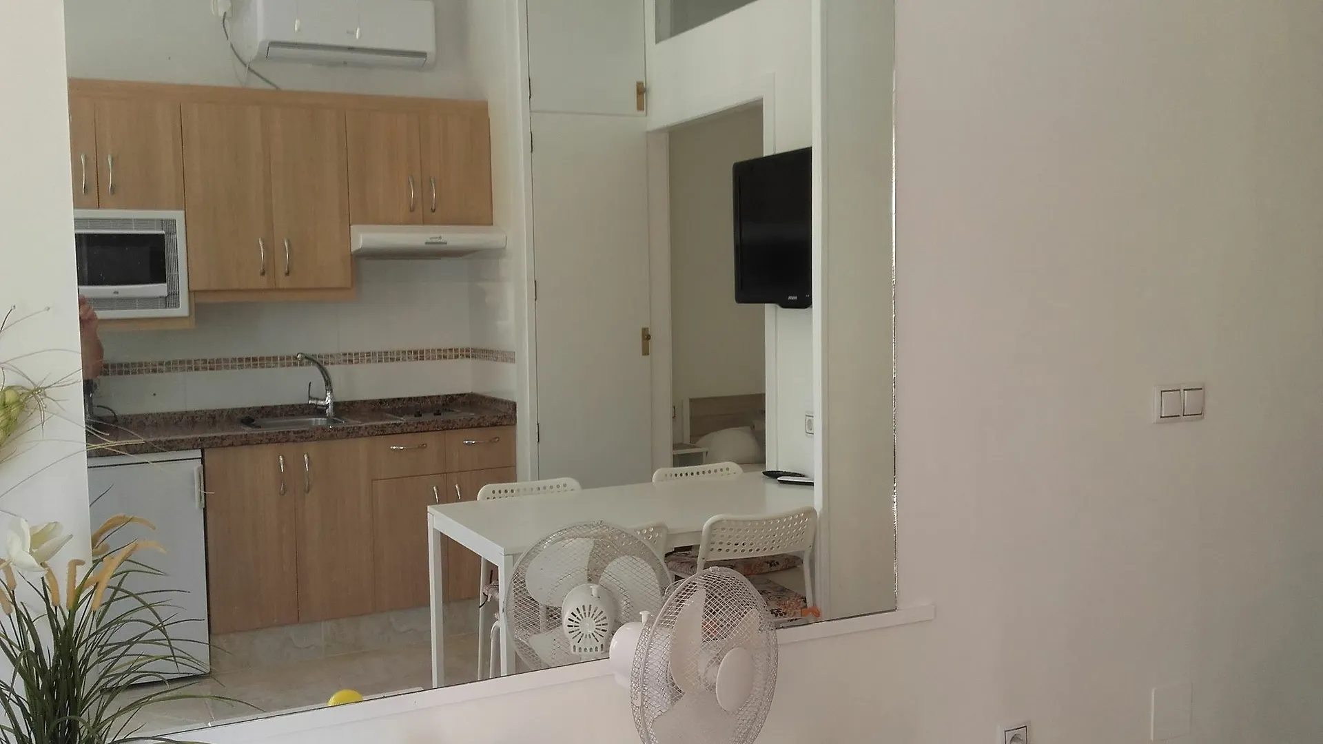 Apartment Apartamento En Segunda Linea De Playa Torremolinos Spain
